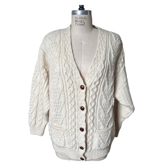 Celtic Country Sweaters - Vintage 100% Wool Celtic Country White Cable-Knit Cardigan Sweater Size Medium